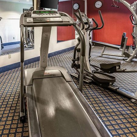 Quality Inn & Suites Seville Ngoại thất bức ảnh
