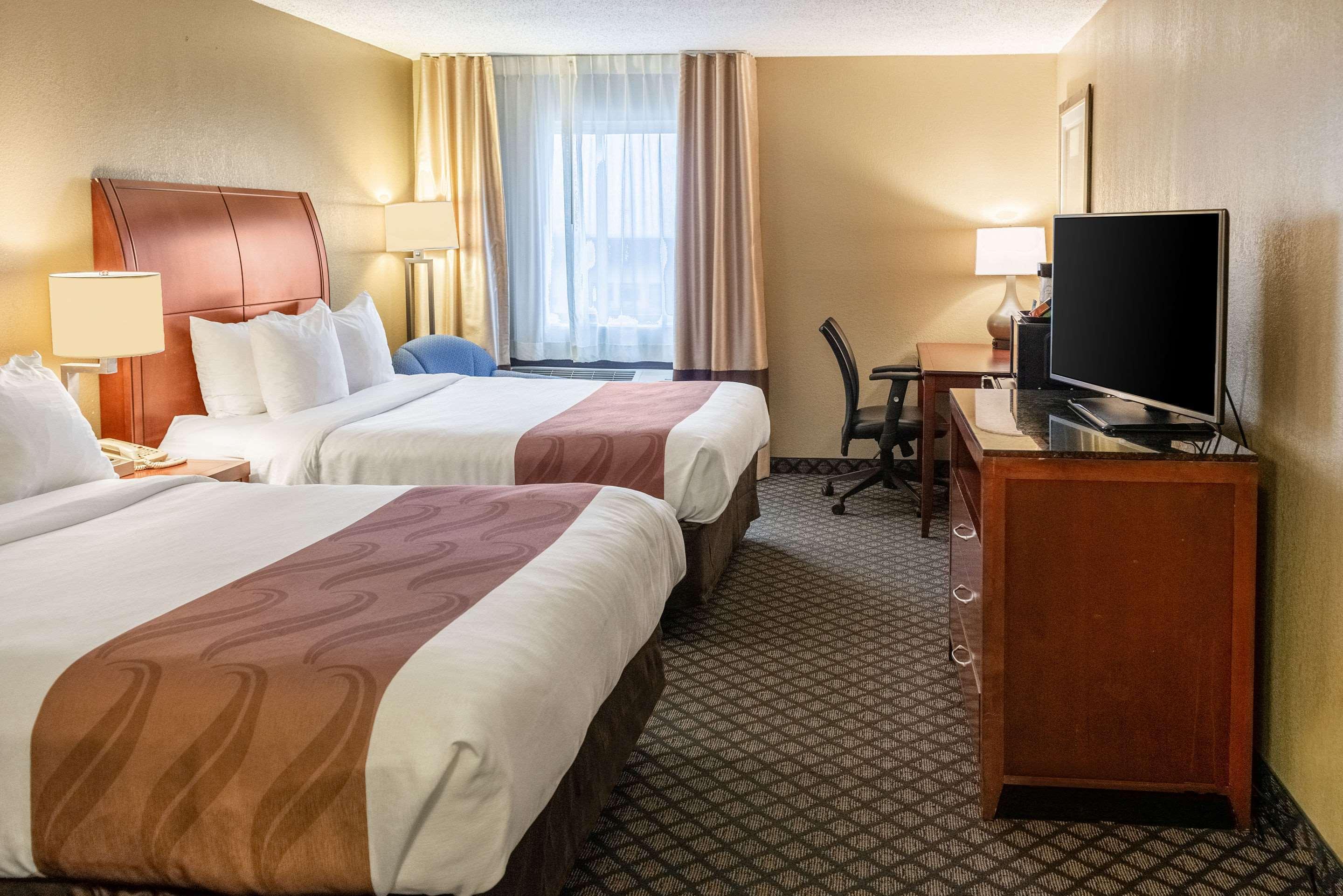 Quality Inn & Suites Seville Ngoại thất bức ảnh