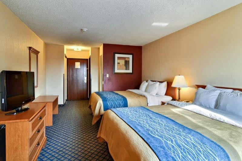 Quality Inn & Suites Seville Ngoại thất bức ảnh